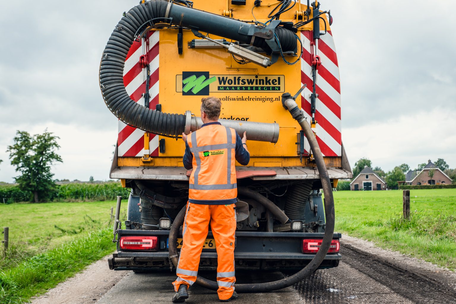 Aan het werk bij Wolfswinkel Reiniging